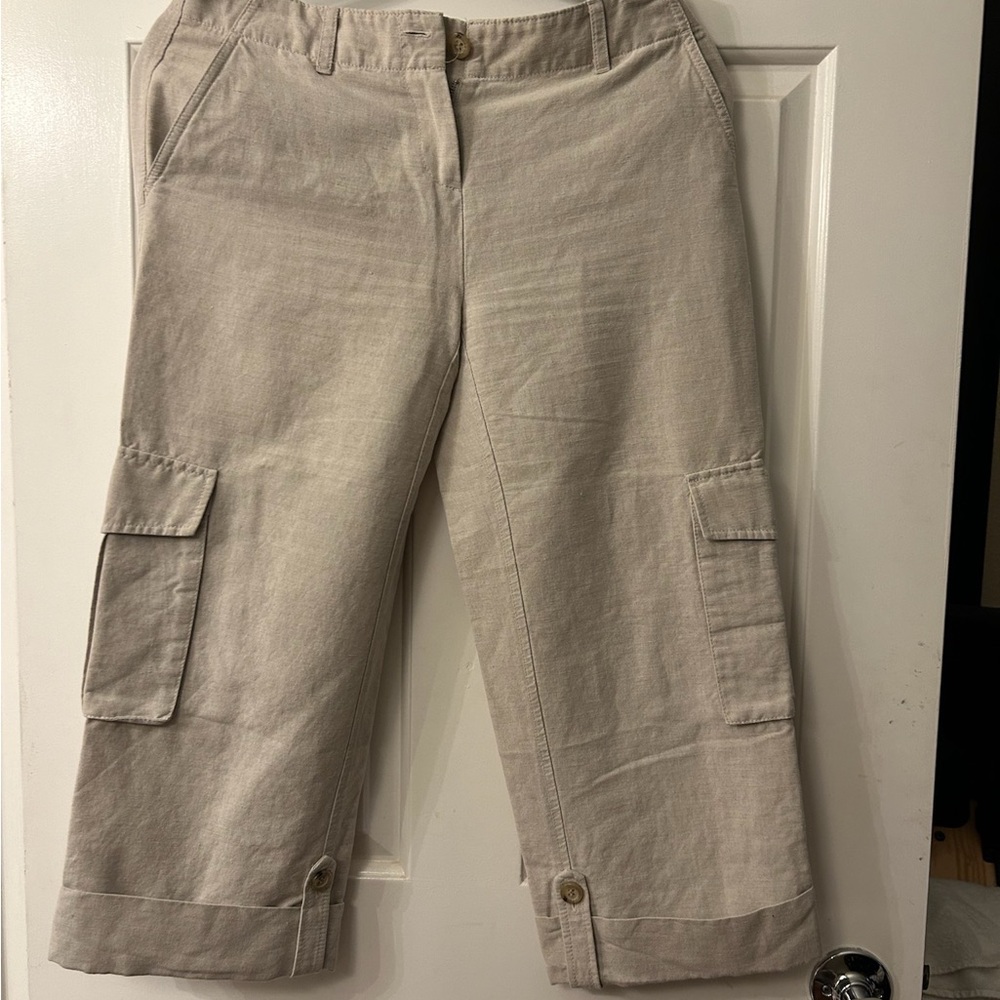 Women's Tan Cargo Capris